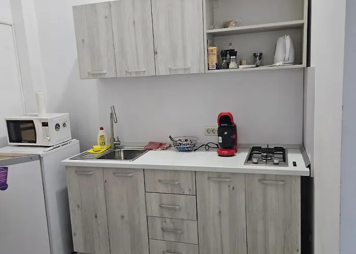 Retro And Cozy With Electric Fireplace Konstanca