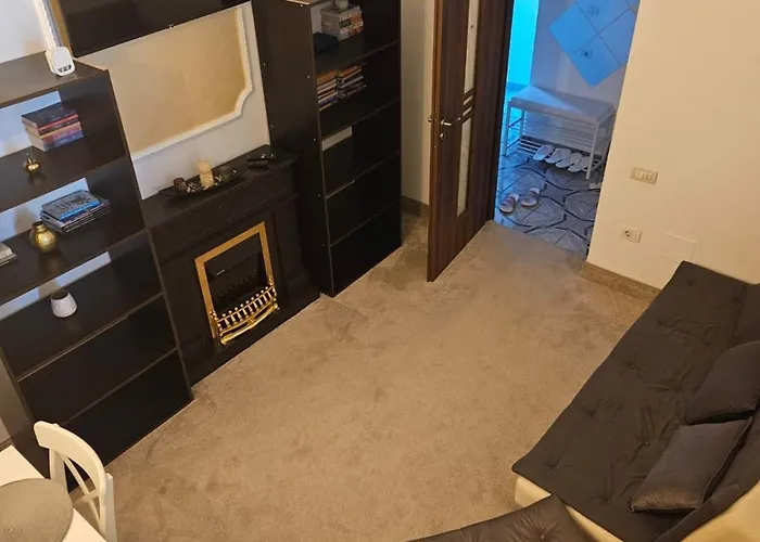 Retro And Cozy With Electric Fireplace Apartament *